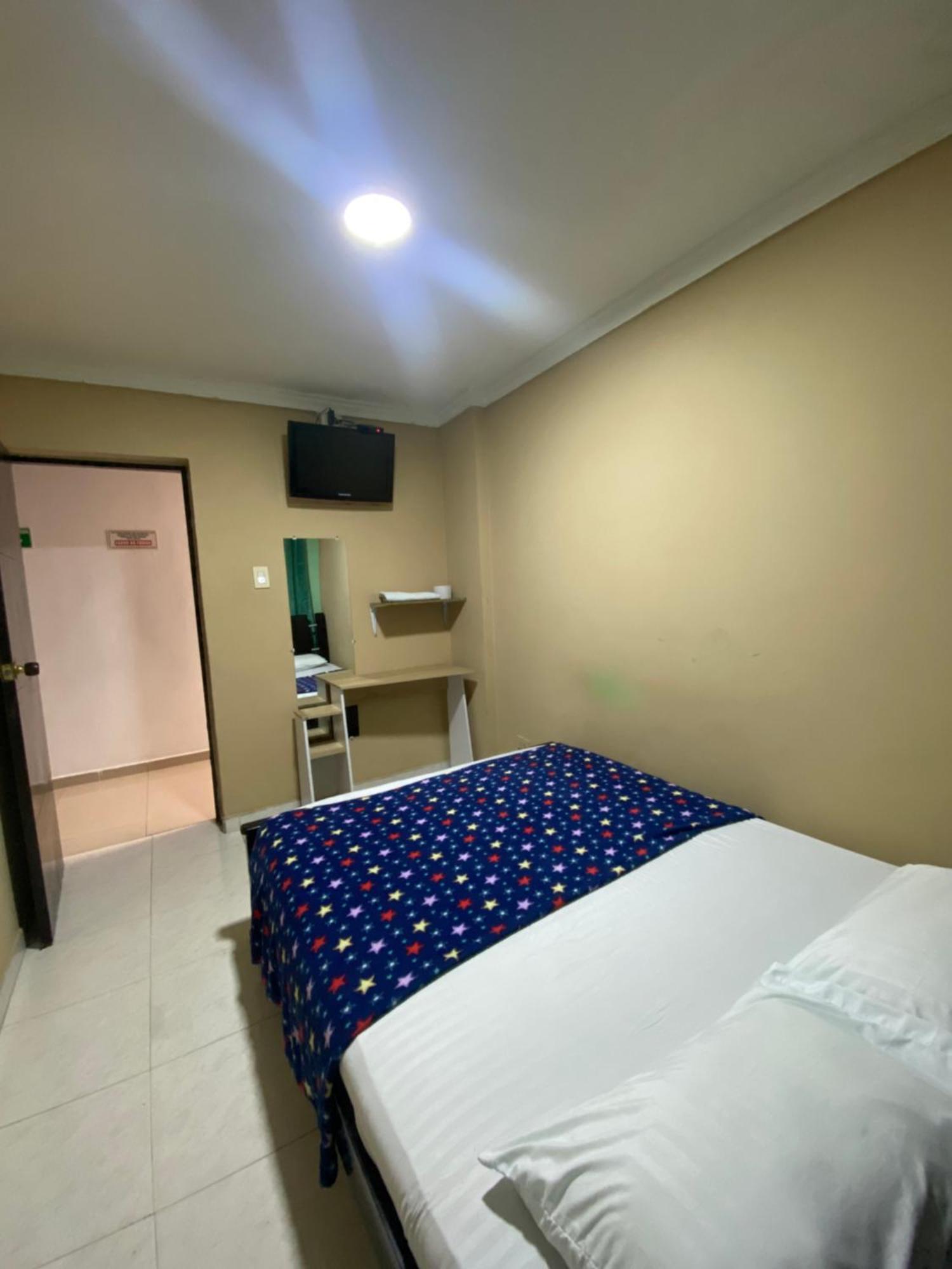 Napoles Hotel บาเยดูปาร์ ภายนอก รูปภาพ